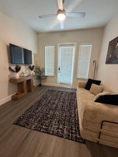 Modern and Upscale 1 Bedroom- AT&T Stadium - 5