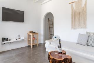 Ow Andros Suite 2,Private Whirlpool - 2