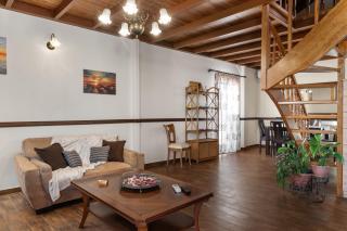 Angi and George house - 7