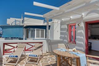Nicolas House 1 - 8