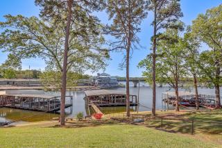 Lake Hamilton Living Condo with Views and Pool - 9