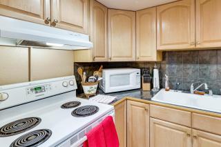 Lake Hamilton Living Condo with Views and Pool - 1