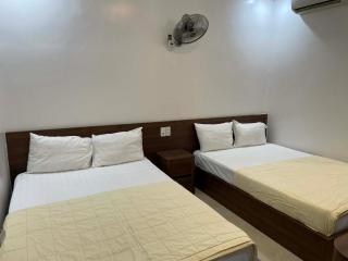 Phuong Phuong Hotel - Cát Bà - 1