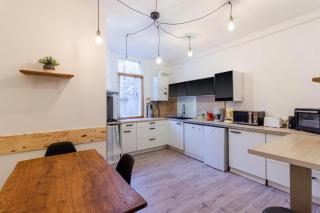 Appartement Central et Fonctionnel - 9