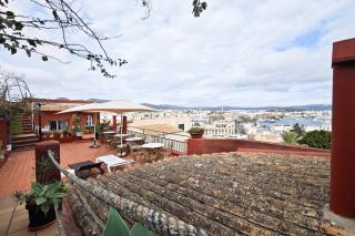 Navila Estudio en la piscina - 0