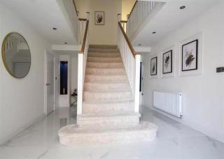 One double bedroom in a luxury home - 6