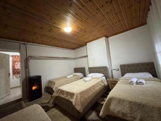 Bujtina Carku - 2