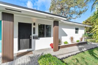 Cozy & Convenient Miami Stay near Design District & Wynwood - 0