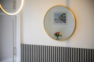 Modern Home Heart Of Harle Syke - 6