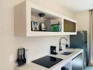 1 Bed Private balcony Great location - 4