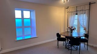 Modern 1 bed flat with parking by Bluewater shopping mall - 2