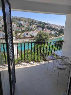 Seaview Apartments - 7
