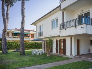 Apartment Grande Appartamento by Interhome - 0
