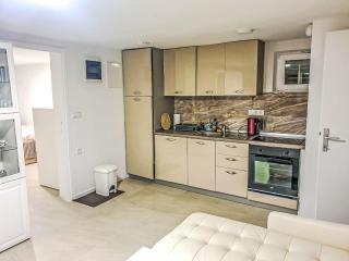 Holiday Home Beach house Suzi by Interhome - 3