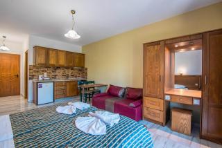 Mirage Arillas Studio Type C16 - 2