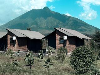 Volcanoes Over View Safaris & Camp - 9