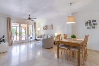 Simplicity luxury apartment - 6