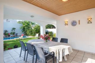 Villa at the Beach - 8