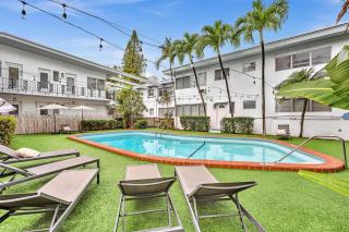 Bay Harbor Boutique Vacation Rental - 8