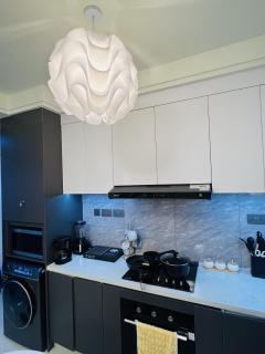Luxury 1 bedroom Apartment beside GTC Residence in Westlands - 5