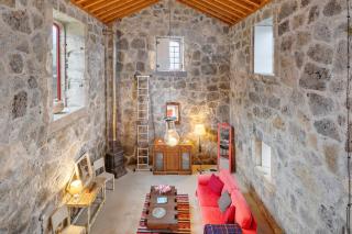 Serreta Island Home - 6