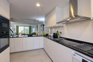 Frontline paradise townhouse - 3