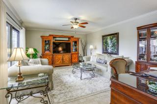 4 Mi to Beach! Jupiter Retreat w/ Pool Access - 5