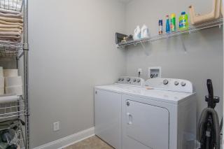 BKs Hideaway · BK's Hideaway, with fire-pit and bike storage - 8