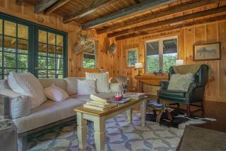 Horseshoe Hollow · Horseshoe Hollow, Private Log Cabin on 10 acr - 6