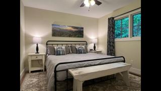 Shady Creek Cabin · Shady Creek Cabin in Connestee Falls with s - 3