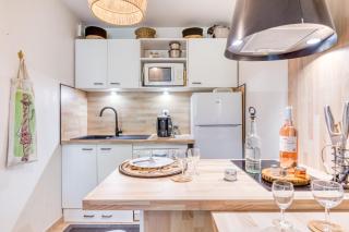 Maison - Residence avec piscine - 1