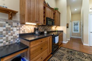 Bearly Ruffin It · Bearly Ruffin It in Connestee Falls - 4