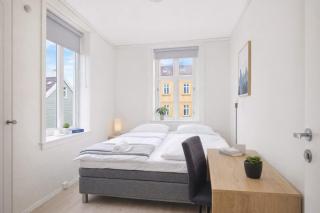 4 Bedrooms ,King Bed, in the Heart of Bergen - 4