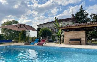 Domaine familial, Nature et Piscine - 2