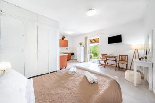 Christi's Apartment Sidari - 0