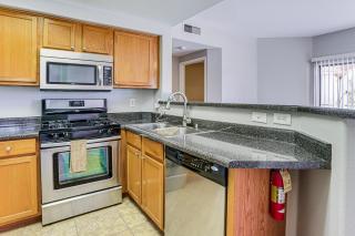 3 Mi to Westgate District Condo with Pool Access - 2