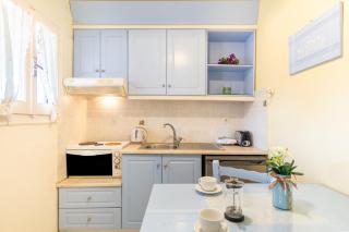 Angelina Studio 2 - 4