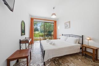 Alexandra Studio 6 - 0