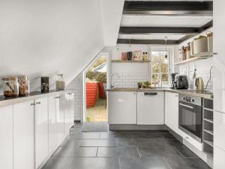Holiday Home Reika - 500m from the sea by Interhome - 1