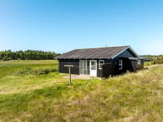 Holiday Home Gunborg - 800m from the sea by Interhome - 5