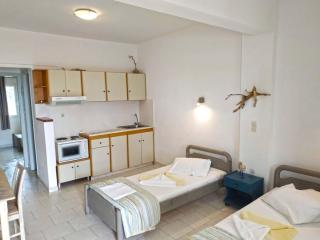 Perasma Studios 11 - 0