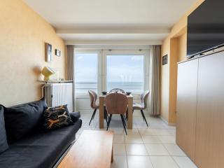 Apartment Les Algues with seaview by Interhome - 8