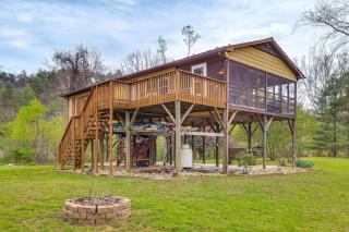 Fire Pit and Patio Creekside Cabin in Eagle Rock! - 8