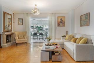 Athens Seaside Apartment - 0