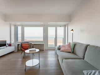 Studio St- Tropez with seaview & parking by Interhome - 5