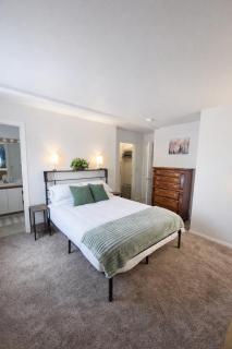 Passive Stays Mountain Home 2BR - 2