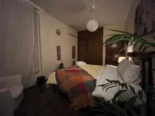 Luxury Colorful Zamalek Apartment w Amazing View - 2