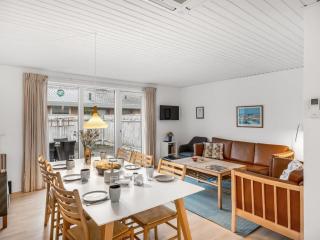 Holiday Home Heida - 1-5km from the sea by Interhome - 6