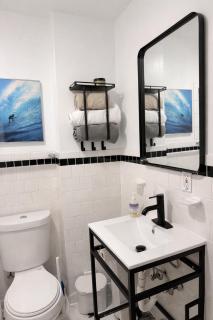 Bright Designer 1BR-Apt2 Walk to Union Market - 4