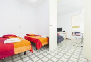 3 bedroom apartment next to Plaza - 4